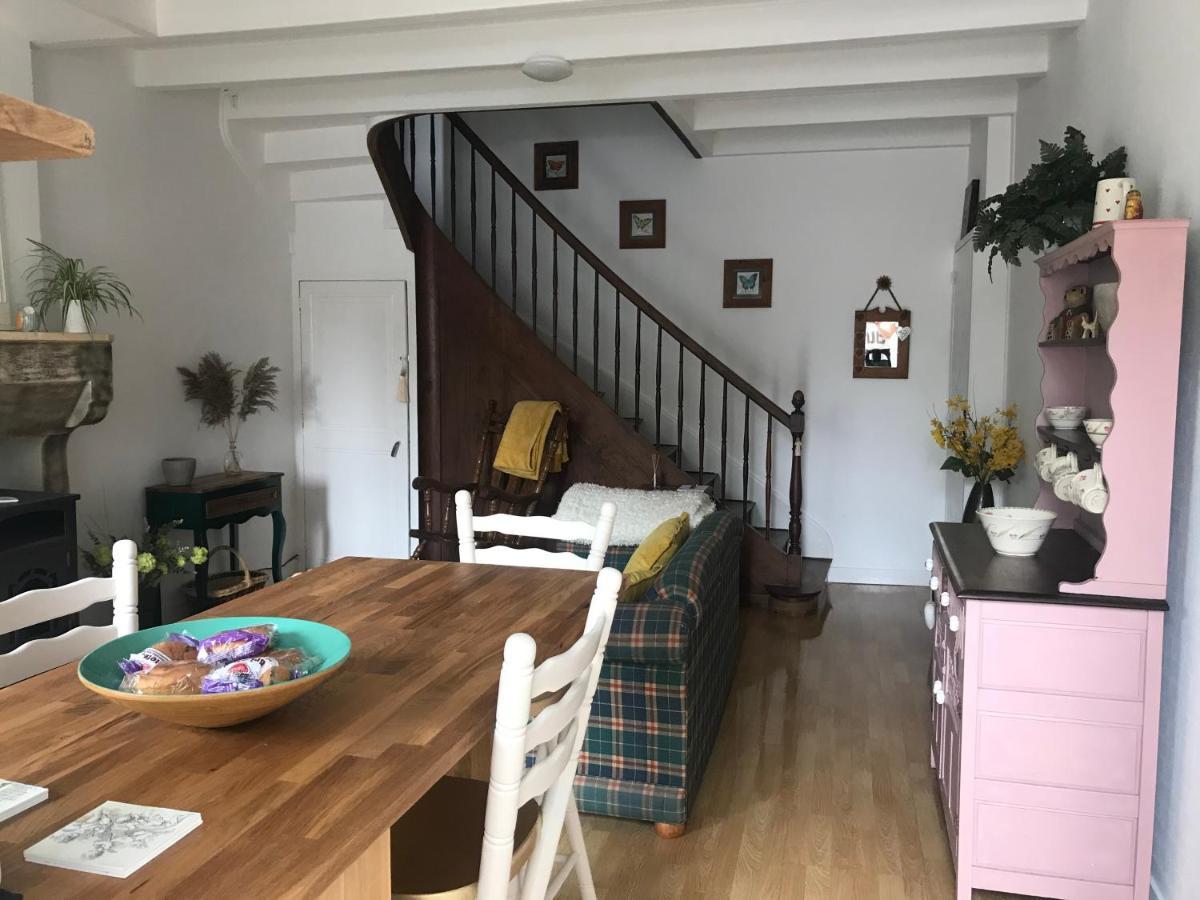 MontembœufLe Petit Maison别墅 外观 照片